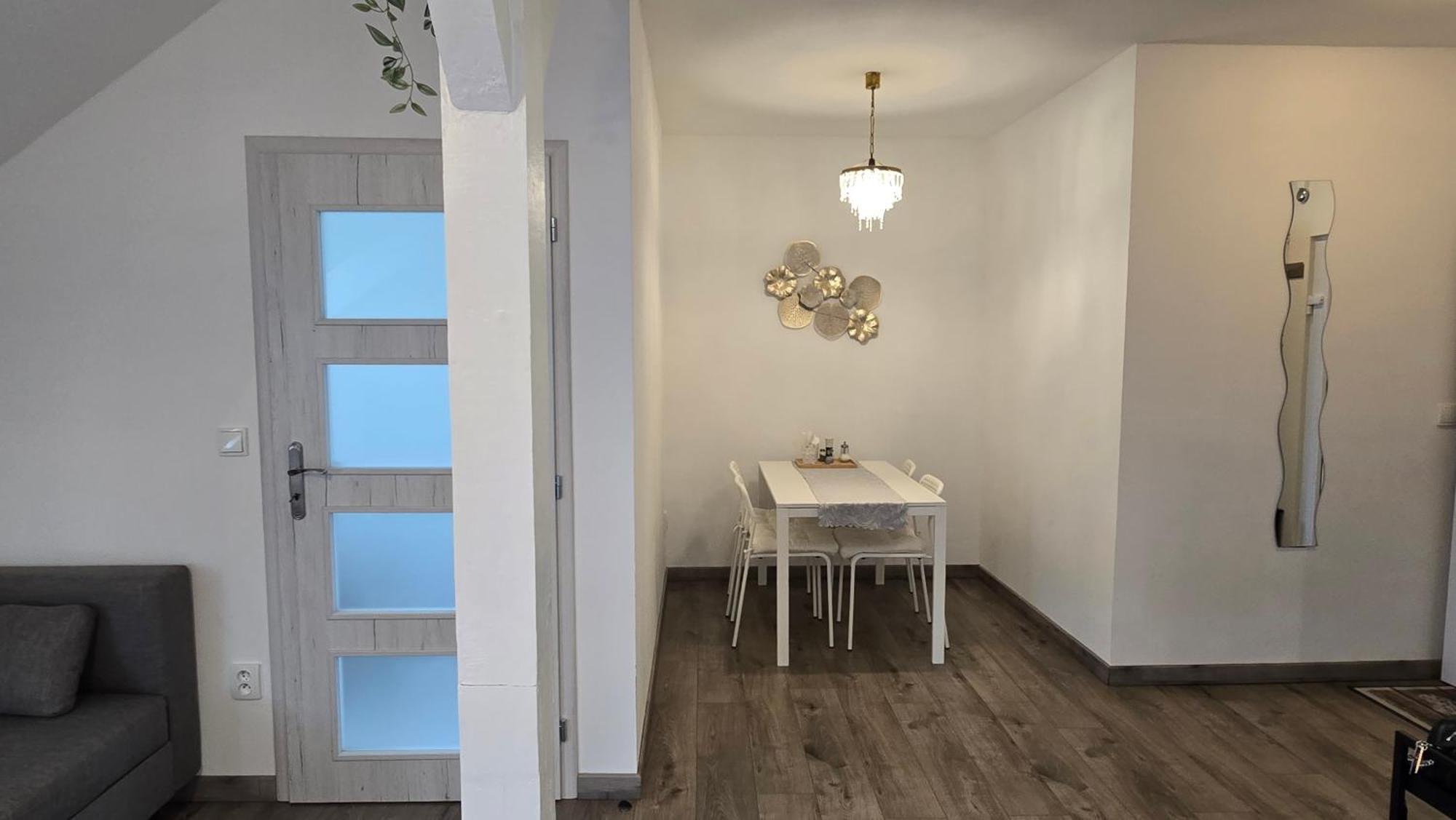 Apartment - Cafe Princ Pod Hradem Wifi, Klima *